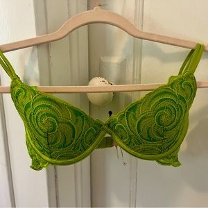 Victoria’s Secret Bra 34A